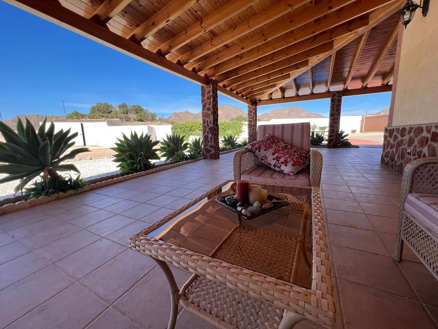 4 bedroom Finca/Country House for sale in Aguilas with pool garage - € 399,000 (Ref: 9242033)