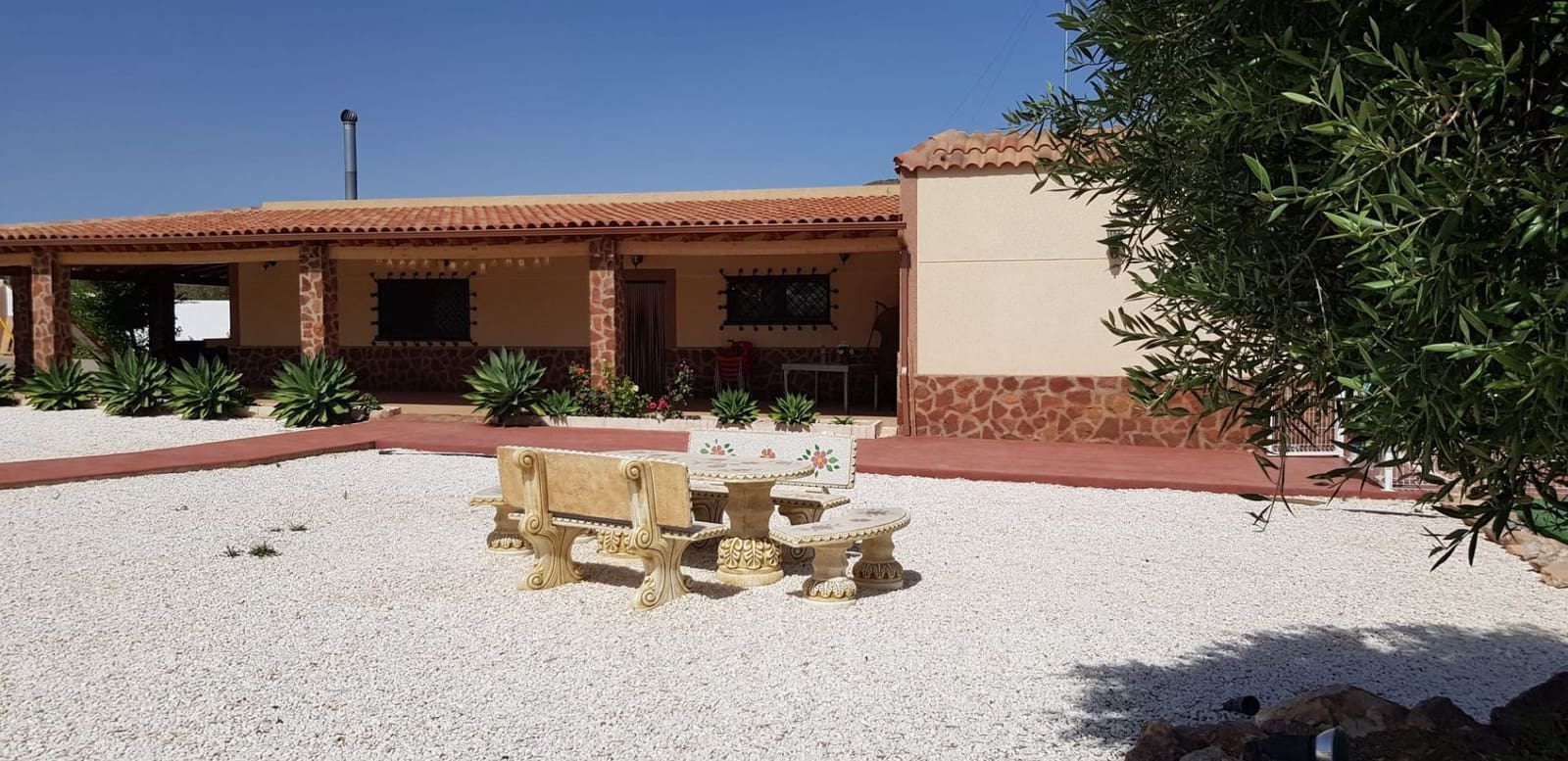 4 bedroom Finca/Country House for sale in Aguilas with pool garage - € 399,000 (Ref: 9242033)