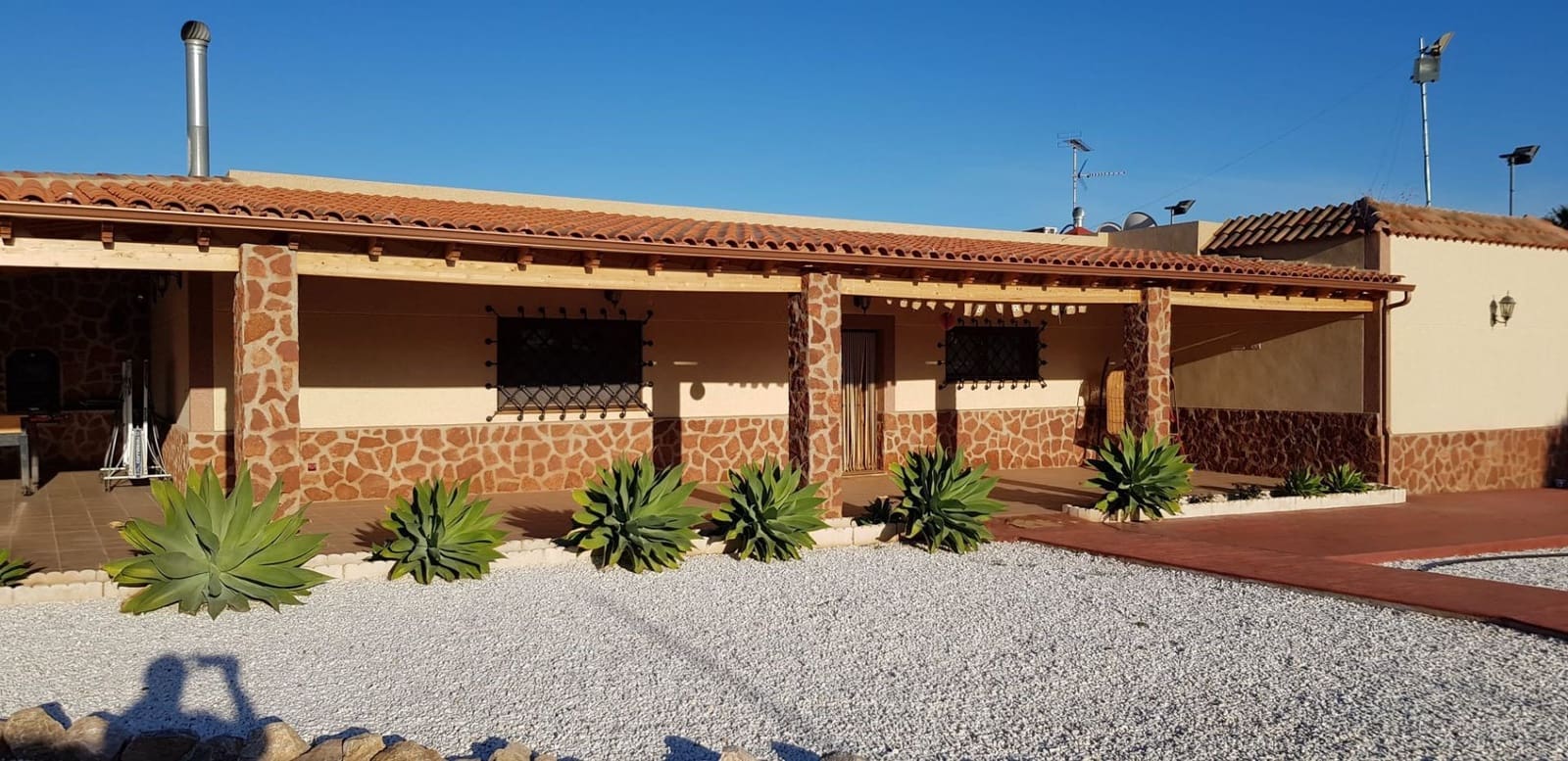 4 bedroom Finca/Country House for sale in Aguilas with pool garage - € 399,000 (Ref: 9242033)