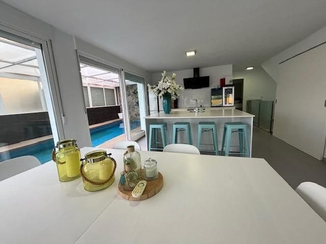 4 sovrum Semi-fristående Villa till salu i Aguilas med garage - 360 000 € (Ref: 9242040)