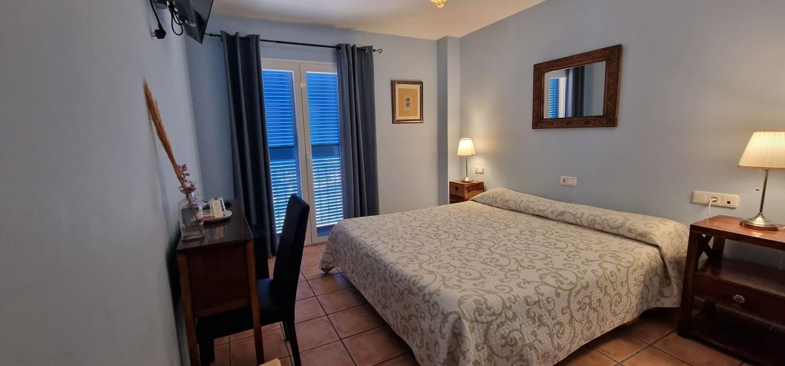 10 bedroom Hotel for sale in Calabardina with garage - € 690,000 (Ref: 9242041)