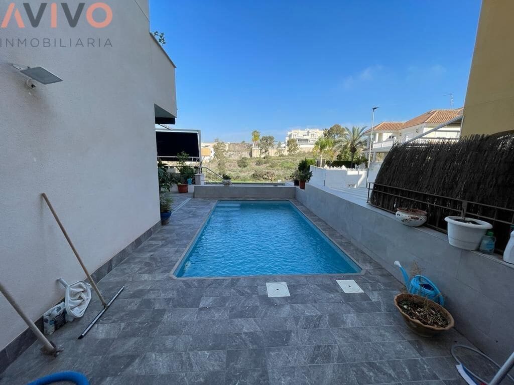 3 soveværelse Semi-Rækkehus til salg i Aguilas med swimmingpool garage - € 345.000 (Ref: 9242042)