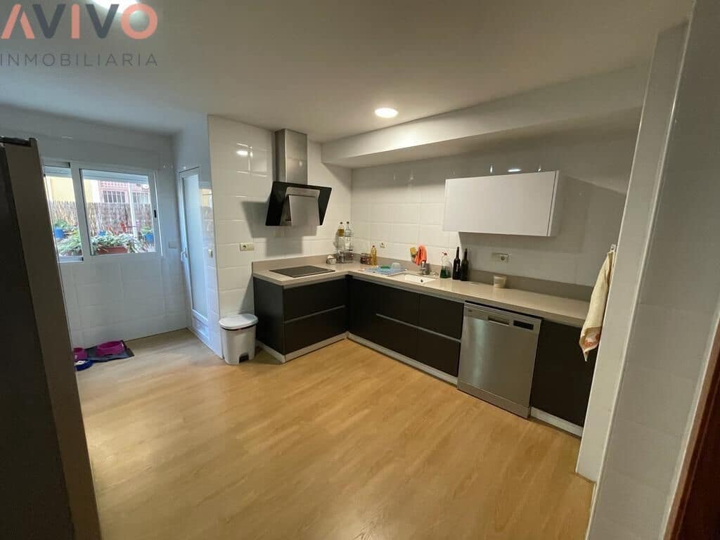 3 soveværelse Semi-Rækkehus til salg i Aguilas med swimmingpool garage - € 345.000 (Ref: 9242042)