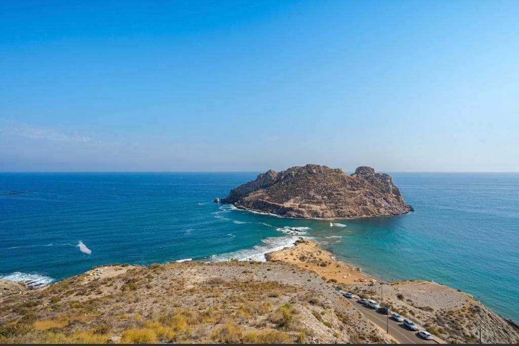 3 bedroom Villa for rent in Aguilas with garage - € 4,000 (Ref: 9242049)