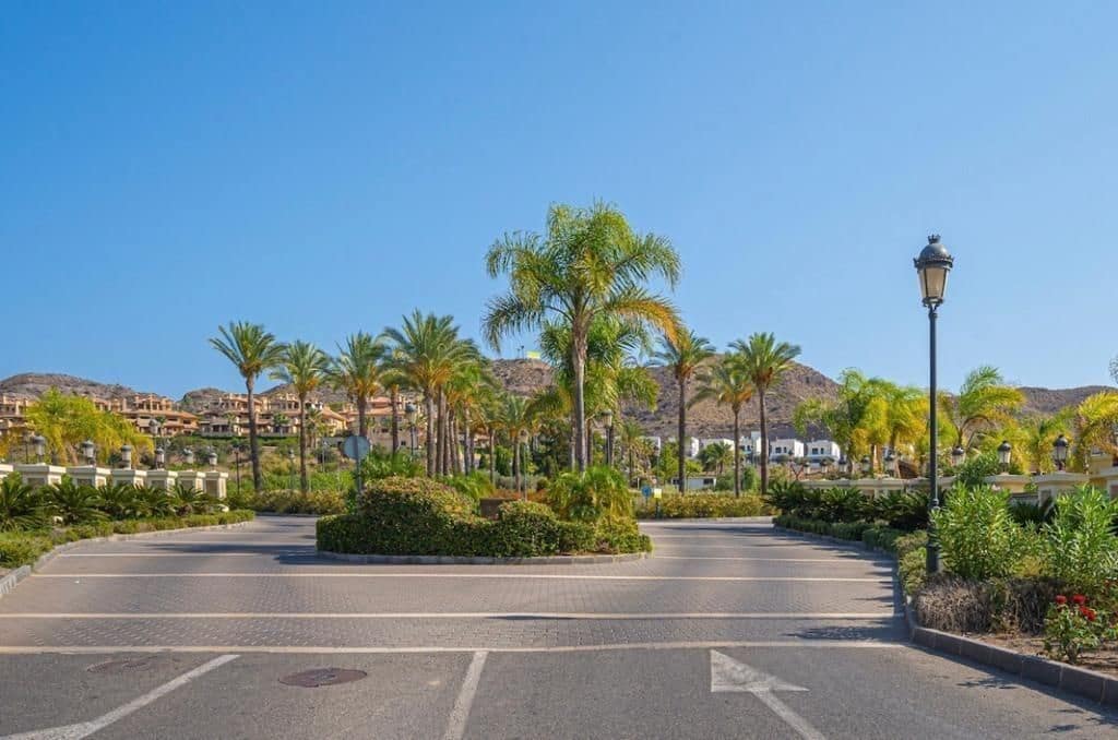 3 bedroom Villa for rent in Aguilas with garage - € 4,000 (Ref: 9242049)