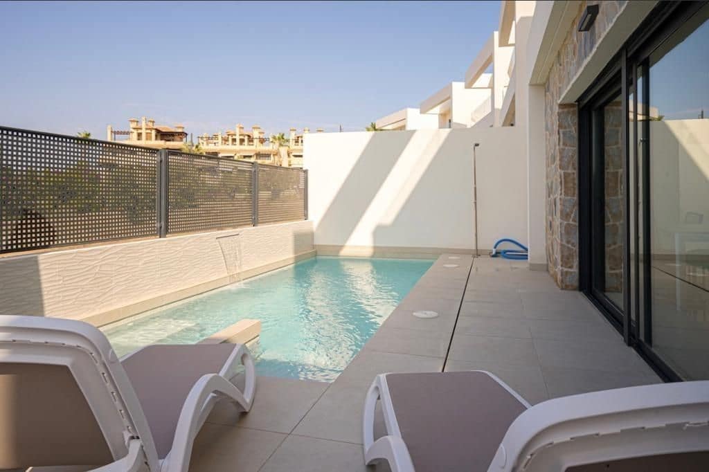 3 bedroom Villa for rent in Aguilas with garage - € 4,000 (Ref: 9242049)