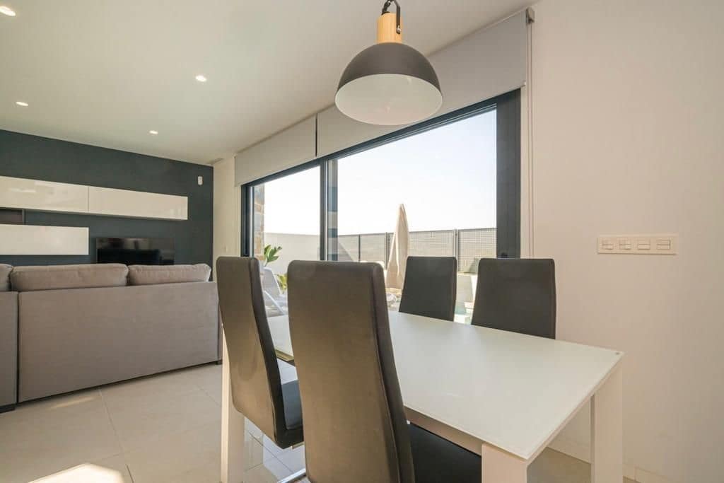 3 bedroom Villa for rent in Aguilas with garage - € 4,000 (Ref: 9242049)