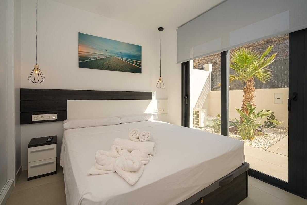 3 bedroom Villa for rent in Aguilas with garage - € 4,000 (Ref: 9242049)