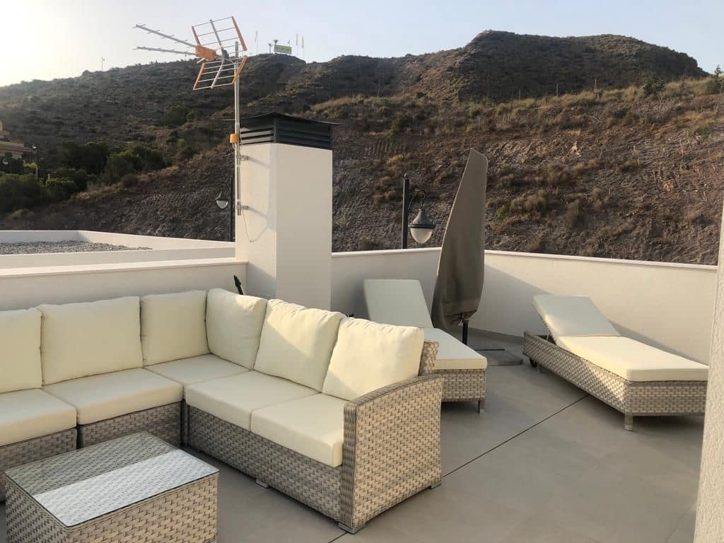 3 bedroom Villa for rent in Aguilas with garage - € 4,000 (Ref: 9242049)