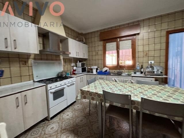 3 bedroom Villa for sale in Pulpi with garage - € 280,000 (Ref: 9242055)