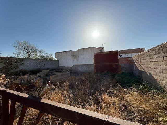 Grunde uden byggetilladelser til salg i Purias - € 54.000 (Ref: 9242056)