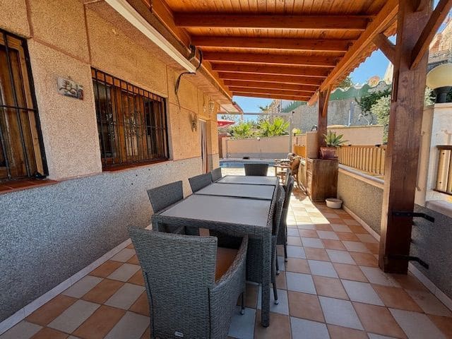 4 sovrum Villa till salu i Aguilas med pool garage - 400 000 € (Ref: 9246366)