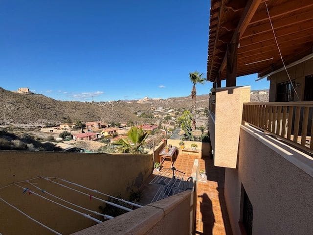 4 soveværelse Villa til salg i Los Collados - Los Geraneos, Aguilas med swimmingpool garage - € 400.000 (Ref: 9246366)