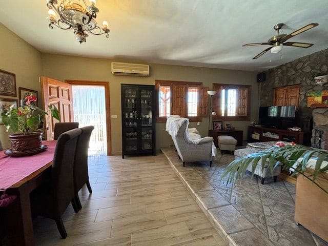 4 sovrum Villa till salu i Aguilas med pool garage - 400 000 € (Ref: 9246366)