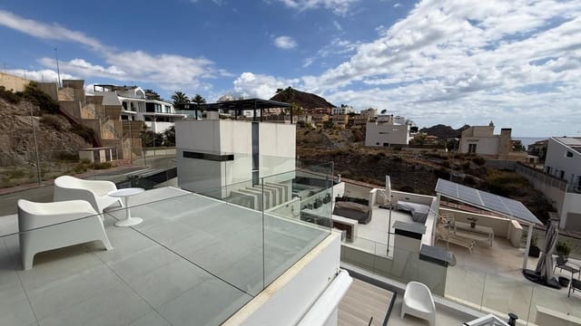 4 soverom Hus til salgs i El Hornillo, Aguilas med svømmebasseng garasje - € 570 000 (Ref: 9254722)