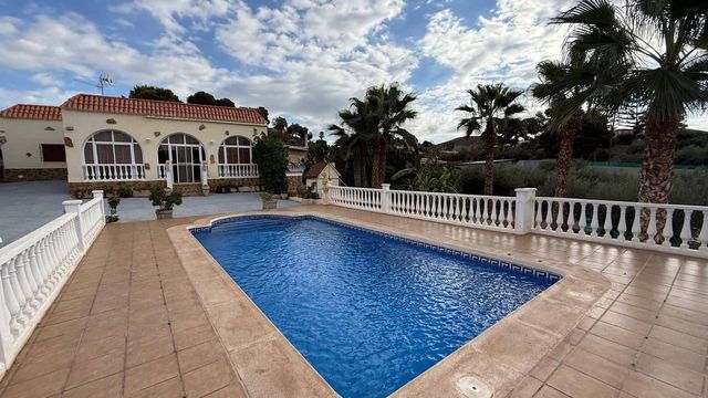 3 chambre Finca/Maison de Campagne à vendre à Aguilas avec piscine garage - 312 000 € (Ref: 9256770)