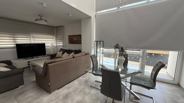 4 soverom Hus til salgs i Aguilas med svømmebasseng garasje - € 450 000 (Ref: 9298995)