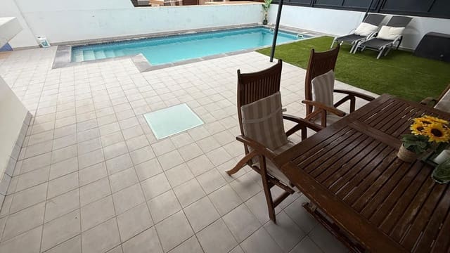 4 soverom Hus til salgs i Aguilas med svømmebasseng garasje - € 450 000 (Ref: 9298995)