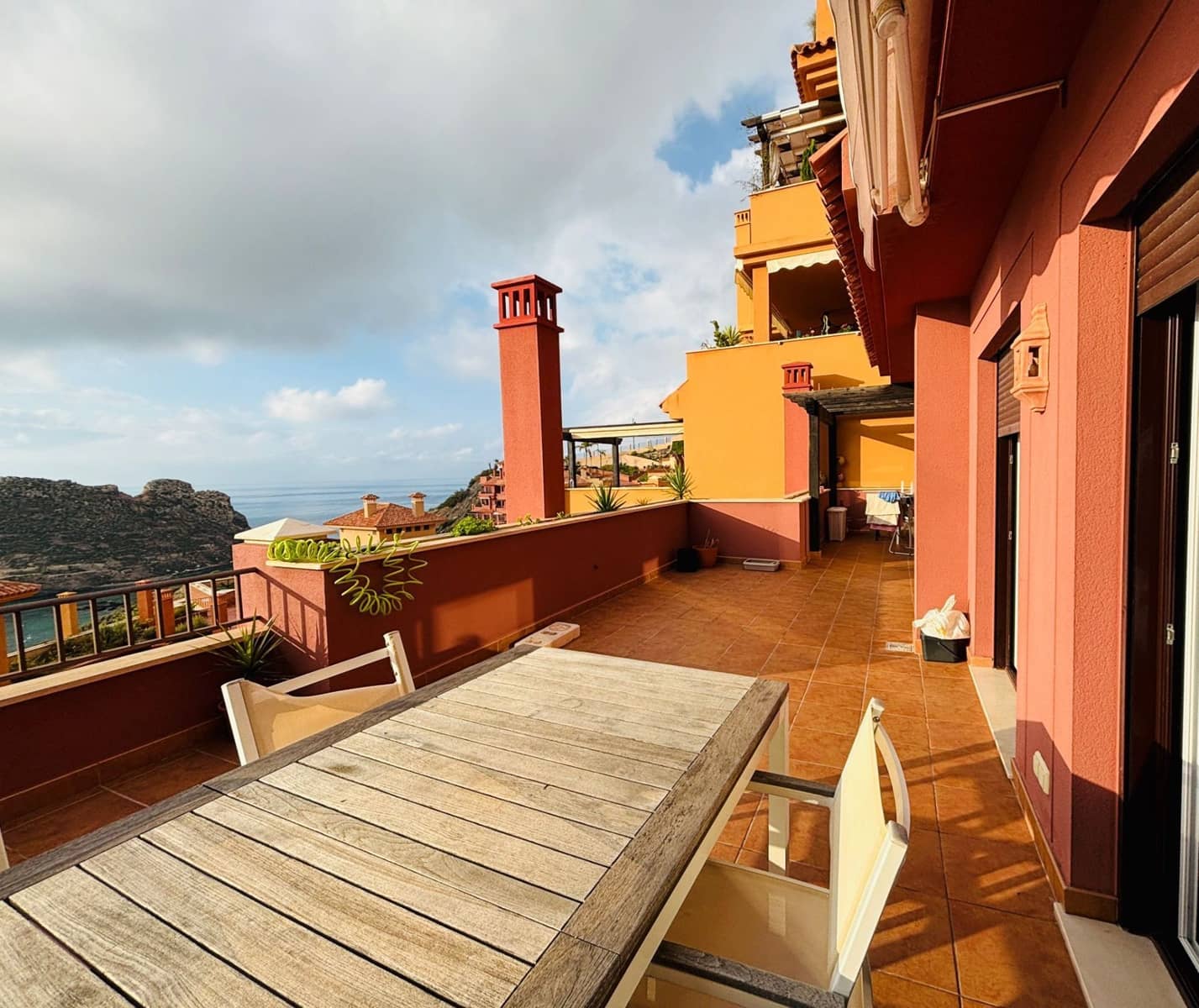 2 bedroom Flat for sale in Aguilas with pool garage - € 330,000 (Ref: 9300521)