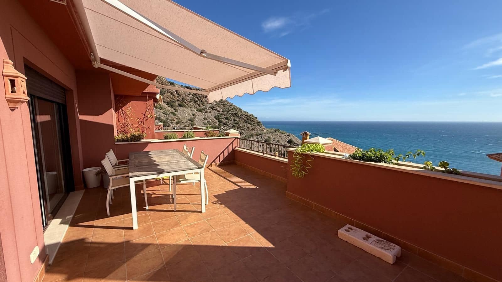 2 bedroom Flat for sale in Aguilas with pool garage - € 330,000 (Ref: 9300521)