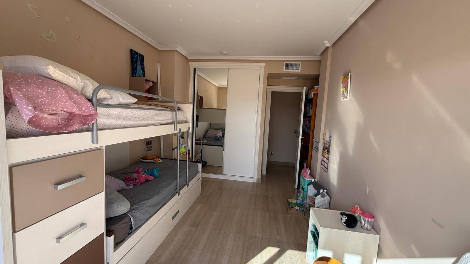 2 bedroom Flat for sale in Aguilas with pool garage - € 330,000 (Ref: 9300521)