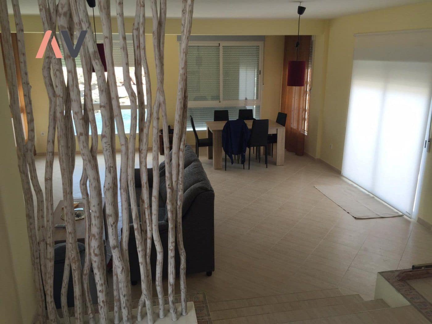 5 soverom Villa til salgs i Calarreona med garasje - € 575 000 (Ref: 9303077)