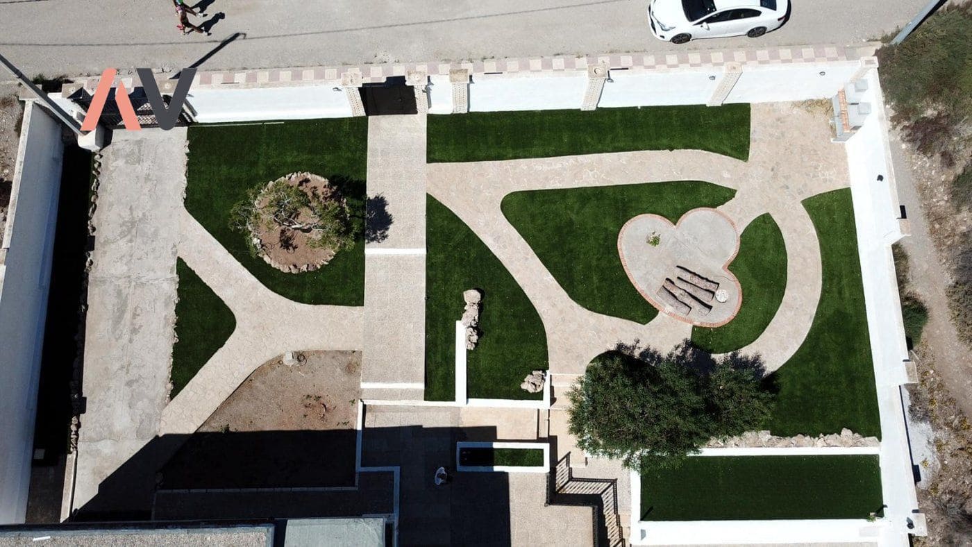 5 soverom Villa til salgs i Calarreona med garasje - € 575 000 (Ref: 9303077)