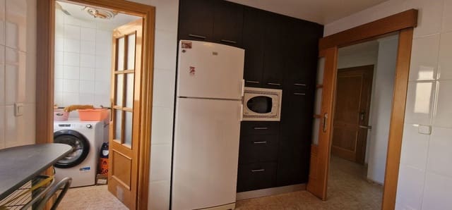 Piso de 3 habitaciones en Aguilas en alquiler con garaje - 700 € (Ref: 9312351)