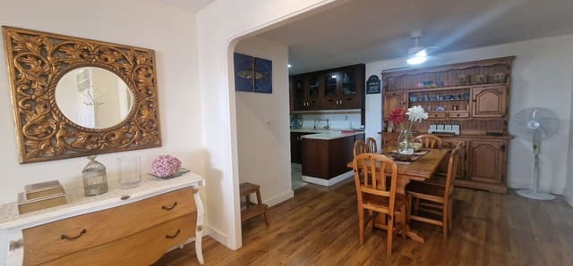 Apartamento de 2 habitaciones en El Hornillo, Aguilas en alquiler con piscina garaje - 1.000 € (Ref: 9387514)
