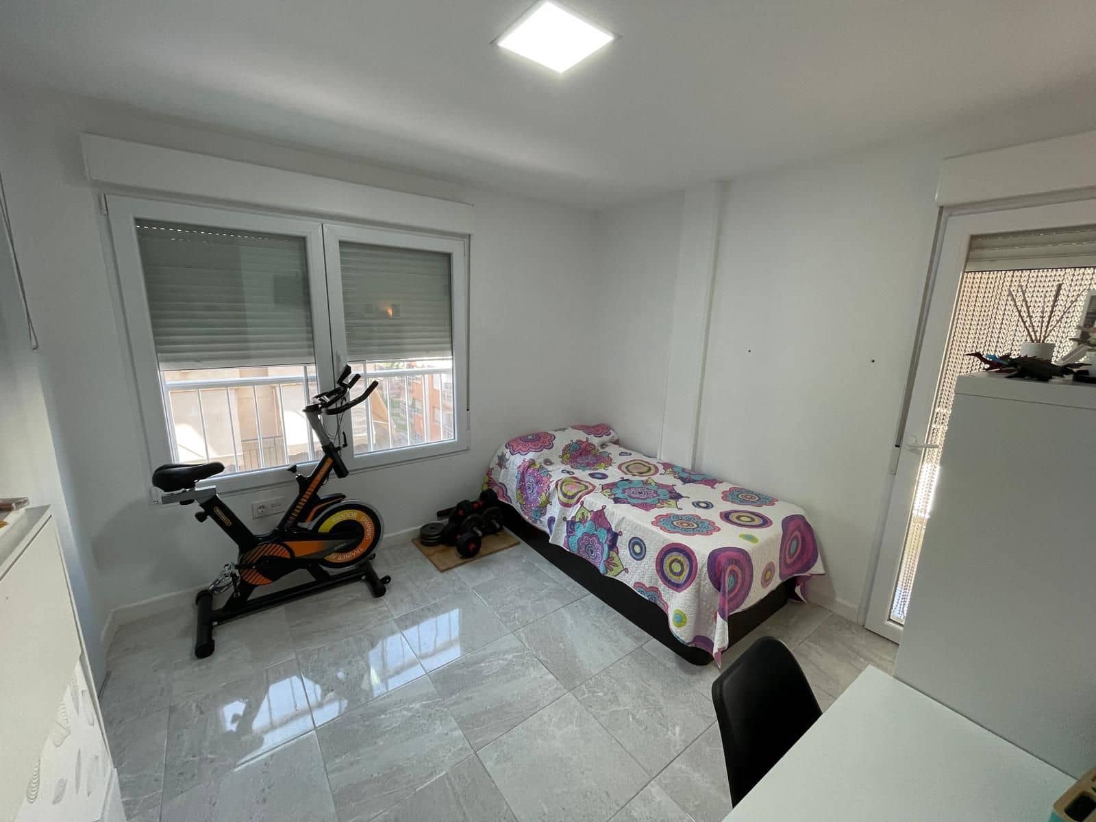 Piso de 4 habitaciones en Aguilas en venta - 165.000 € (Ref: 9387515)