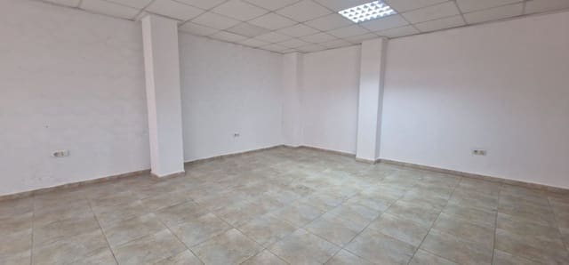 Kommersiell att hyra i Aguilas - 450 € (Ref: 9395758)