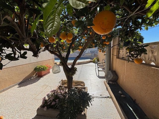 4 soveværelse Villa til salg i Calabardina med swimmingpool - € 380.000 (Ref: 9410628)