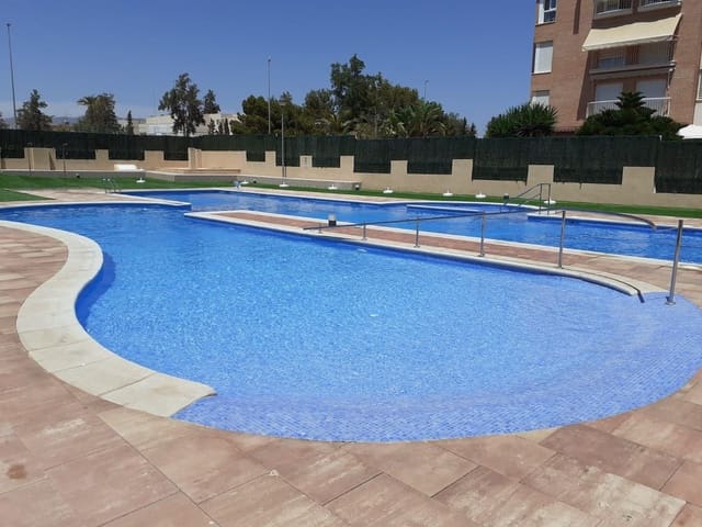 4 bedroom Flat for rent in Aguilas with pool garage - € 850 (Ref: 9413705)