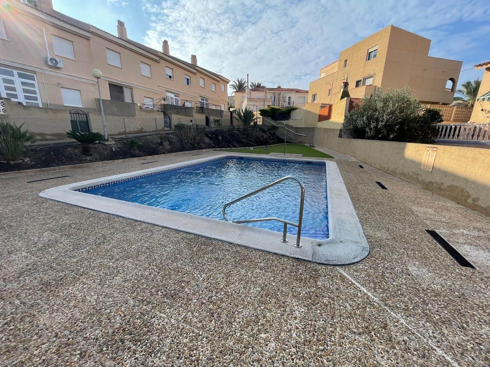 4 bedroom Townhouse for sale in Calabardina with pool garage - € 260,000 (Ref: 9451538)