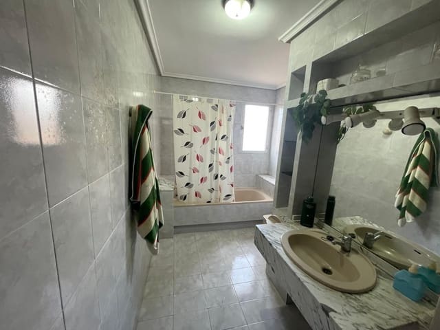 Apartamento de 2 habitaciones en Casco Antiguo, Aguilas en venta - 155.000 € (Ref: 9465243)