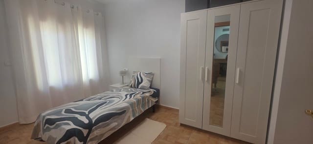 2 soveværelse Lejlighed til leje i Aguilas med garage - € 750 (Ref: 9564389)