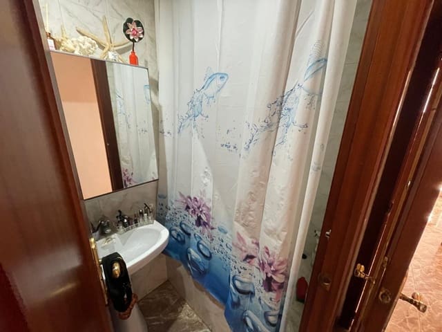 4 sovrum Lägenhet till salu i Casco Antiguo, Aguilas - 125 000 € (Ref: 9610850)