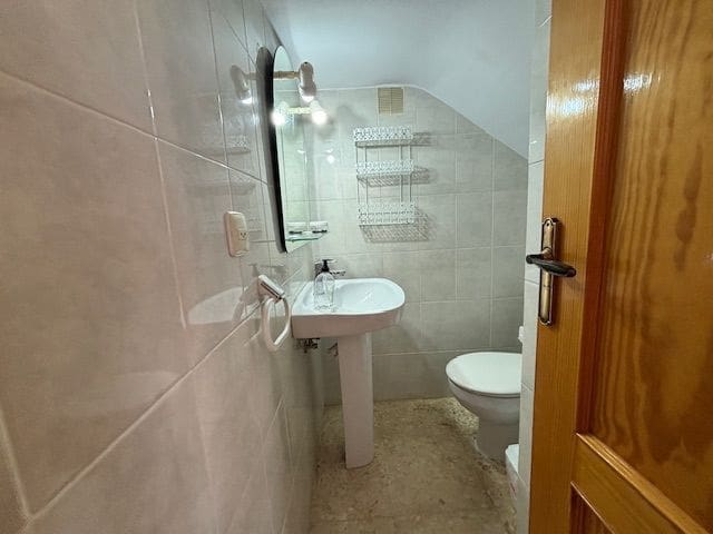 3 makuuhuone Omakotitalo myytävänä paikassa San Juan de los Terreros mukana uima-altaan 
autotalli - 184 000 € (Ref: 9665959)