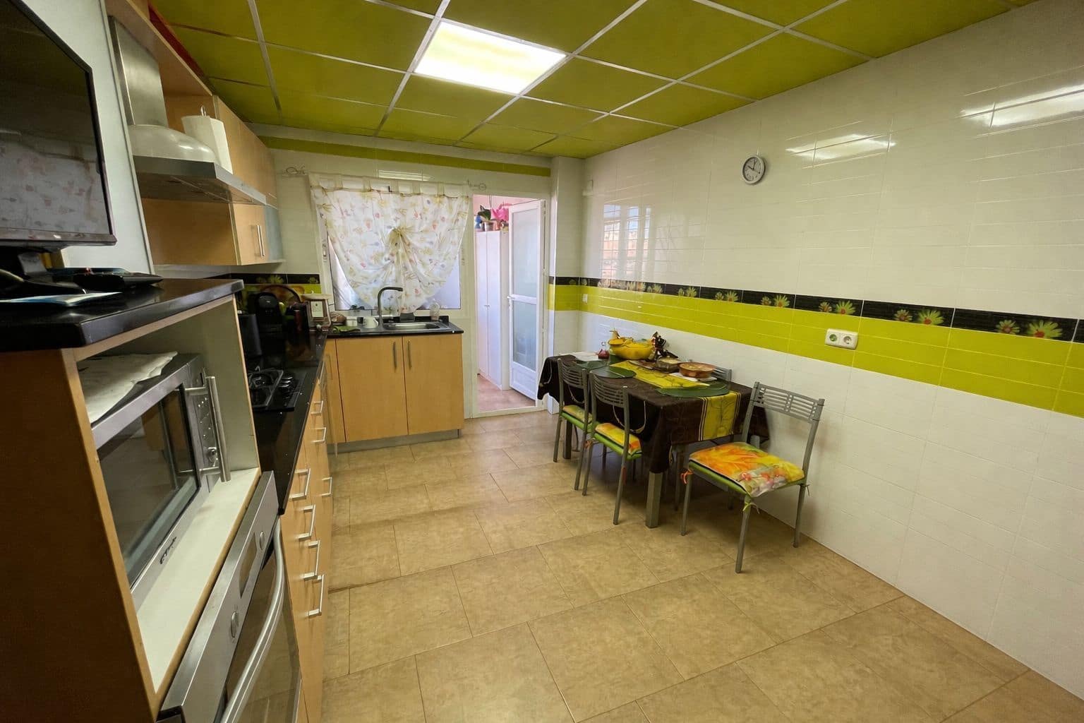 Piso de 3 habitaciones en Aguilas en venta con garaje - 180.000 € (Ref: 9694747)