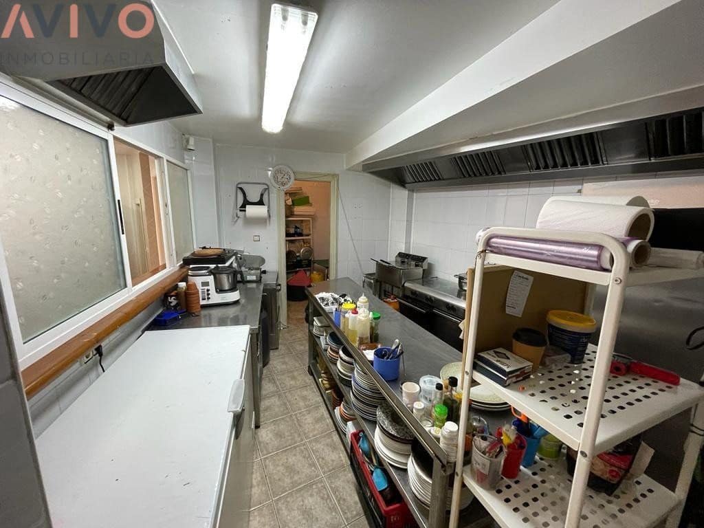 Commercial for sale in Aguilas with garage - € 150,000 (Ref: 9738007)