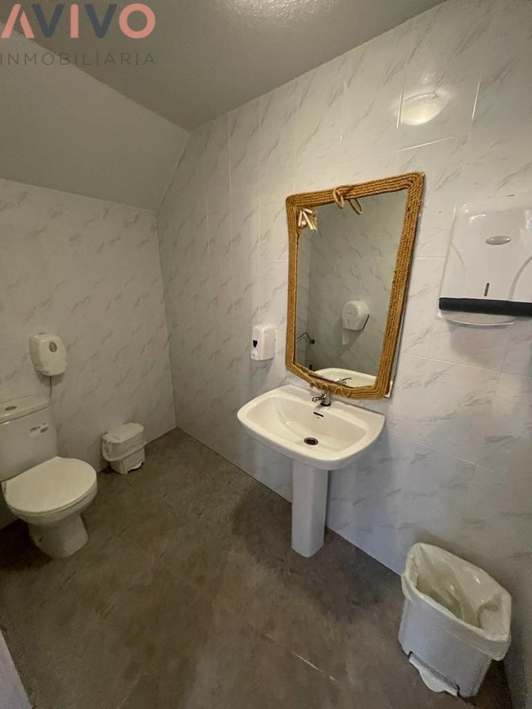 Commercial for sale in Aguilas with garage - € 150,000 (Ref: 9738007)