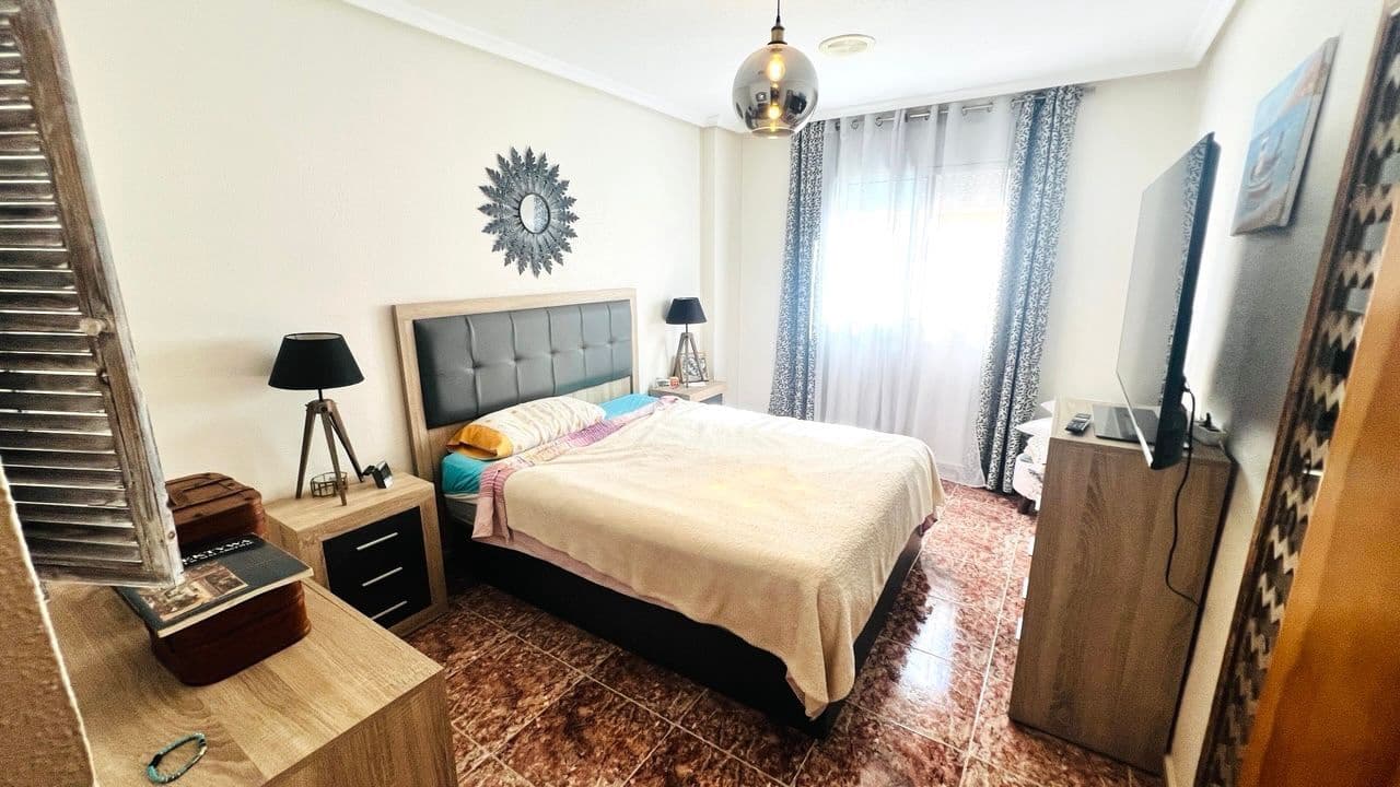 4 makuuhuone Asunto myytävänä paikassa Aguilas mukana 
autotalli - 165 000 € (Ref: 9777677)