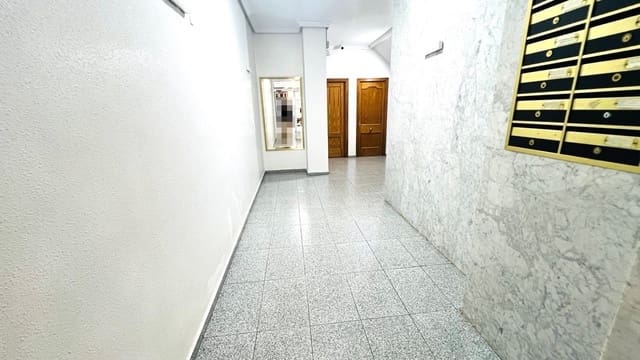 4 makuuhuone Asunto myytävänä paikassa Casco Antiguo, Aguilas mukana 
autotalli - 165 000 € (Ref: 9777677)