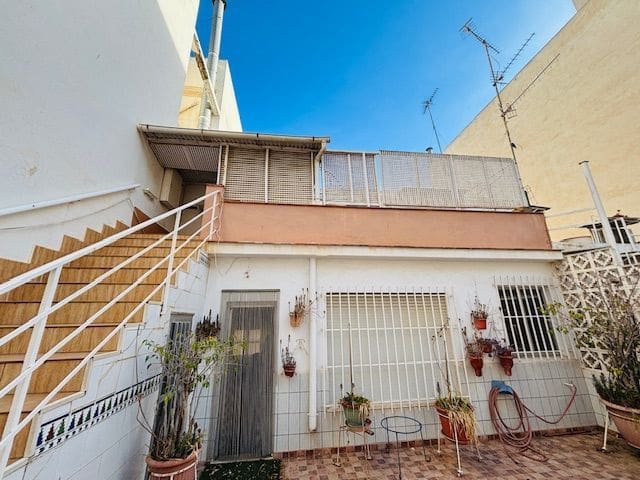 5 slaapkamer Huis te koop in Aguilas met garage - € 260.000 (Ref: 9790285)