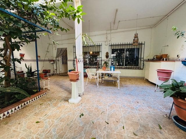 5 slaapkamer Huis te koop in Aguilas met garage - € 260.000 (Ref: 9790285)