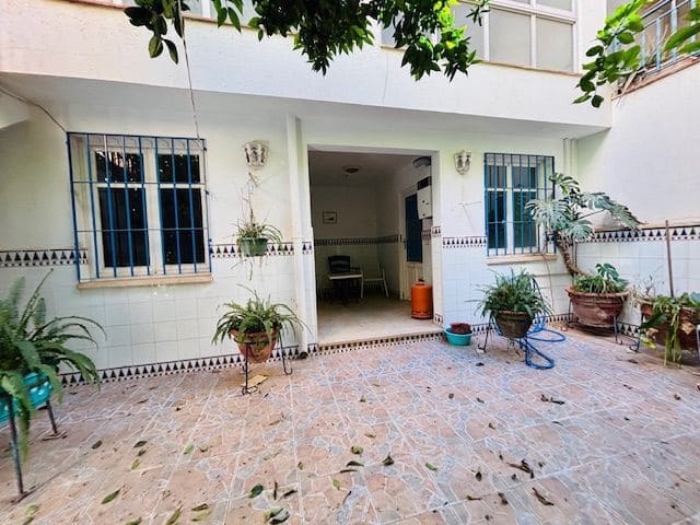 5 slaapkamer Huis te koop in Aguilas met garage - € 260.000 (Ref: 9790285)