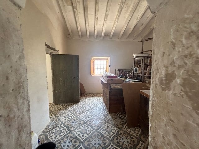 Finca/Herregård til salgs i Calabardina - € 50 000 (Ref: 9790286)