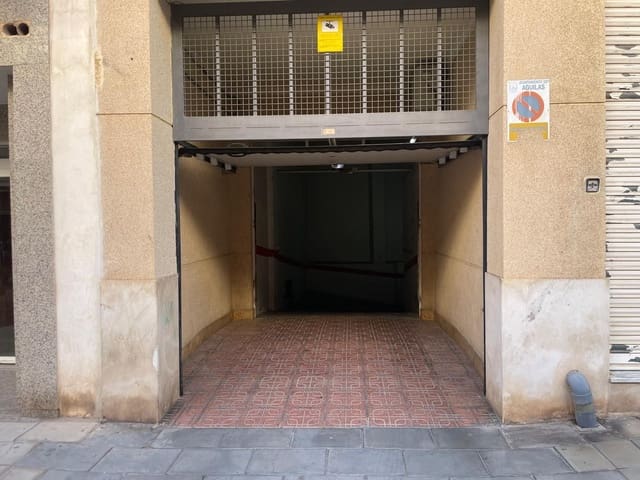 Garage for sale in Casco Antiguo, Aguilas - € 12,500 (Ref: 9796575)