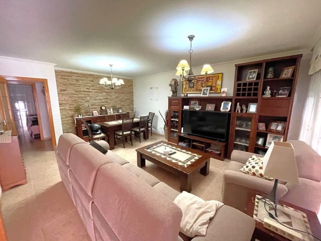 Casa de 3 habitaciones en Aguilas en venta con garaje - 199.000 € (Ref: 9817020)