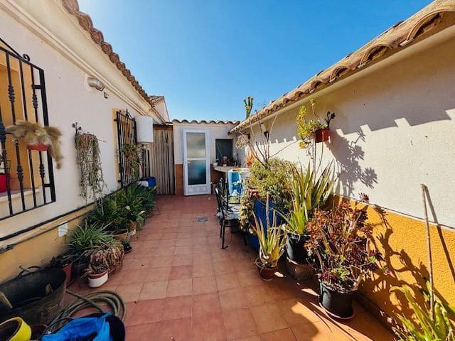 3 slaapkamer Villa te koop in Pulpi met garage - € 270.000 (Ref: 9828293)
